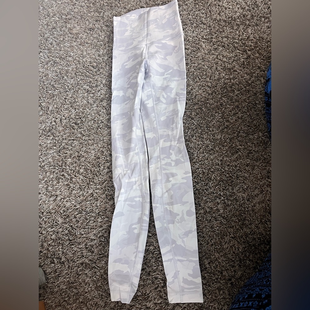 Wunder Under Highrise Lululemon Leggings